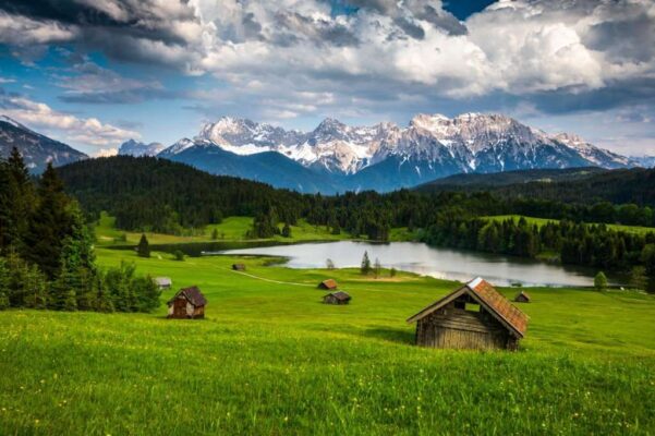 Germany, Bavaria, Karwendel Mountains with Lake Gerold 