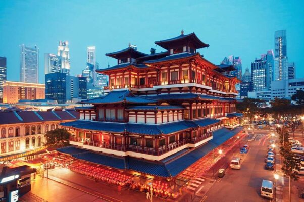 Buddha Toothe Relic Temple in Chinatown