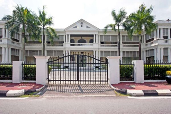 Gates of Sultan Abdul Aziz Royal Gallery , Klang, Malaysia 