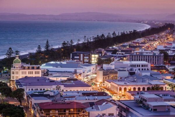 New Zealand, North Island, Hawkes Bay, Napier, elevated city view, dusk