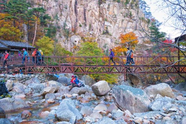Hiking Seoraksan National Park