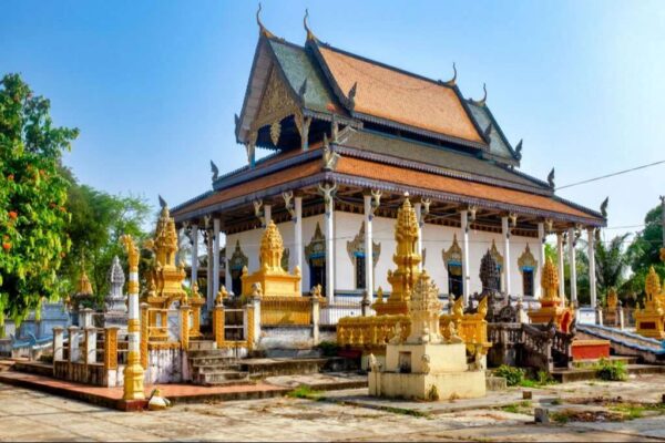 Kampong Pil Pagoda