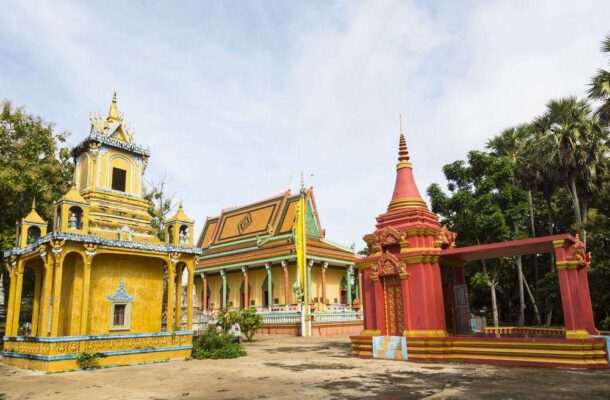 Phnom Hanchey Hilltop Temple