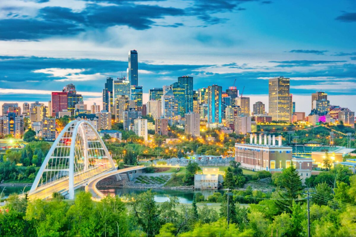 12 Best Places to Visit in Edmonton